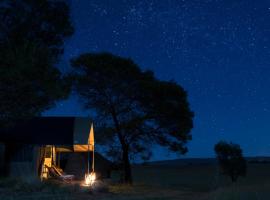 Cradlestone Camp, hotel in Krugersdorp