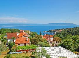 Apartments Kolmanic, sea view, free privat parking, hotel en Ičići