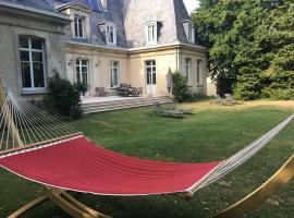 Hermonville에 위치한 비앤비 Le Château d'Hermonville B&B / Chambres d'hôtes