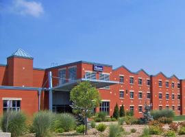 Residence & Conference Centre - Welland, hotel v destinaci Welland