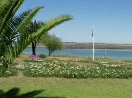 Kingfisher by the river - self catering