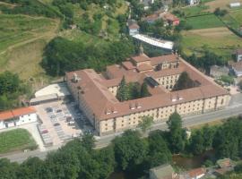 Parador de Corias, hotel in Cangas del Narcea