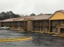 Days Inn by Wyndham King-Winston Salem Area