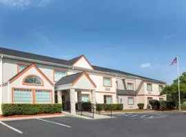 Microtel Inn & Suites by Wyndham Columbia Fort Jackson N