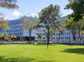 Imperial Resort Beach Hotel, παραλιακό ξενοδοχείο σε Εντέμπε