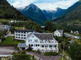 Kringsjå Hotel, готель у місті Балестранн