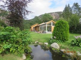 Øvstefjellså Gård &Aktivitet Senter, holiday rental in Flekkefjord