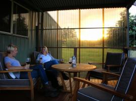 Walsh Farm Farmstay, hotelli kohteessa Milton