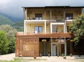 Guest house LETTO, hotel en Gagra