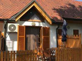 Apartma, Prekmurska vas, Trobentica 32，位于摩拉瓦托普利采的酒店