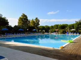 Camping Cala dei Ginepri, hotel a Torre Santa Sabina