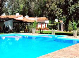 Posada La Celia, hotel in Eugenio Bustos