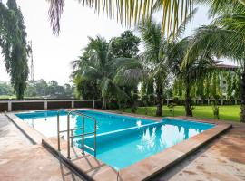 Capital O 46139 Green Valley Resort Suite, hotel v destinaci Silvassa