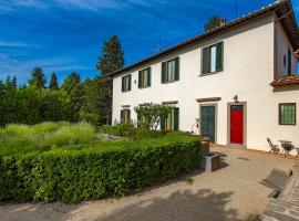 Agriturismo Villa Ulivello in Chianti – hotel z parkingiem w mieście Strada