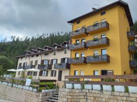 Residenza Panarotta - Vetriolo(1500m), hotel in Levico Terme