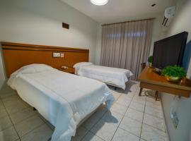 Hotel Leiria, hotel din Matão