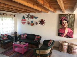 CASA FRIDA, Casa p/6 pax Centro Tequisquiapan, ξενοδοχείο σε Tequisquiapan