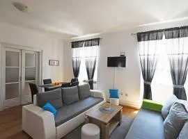 ODEON Apartment And Rooms