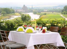 Hotel Kiekenstein, готель з парковкою у місті Stahle