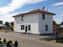 Neumann Zimmervermietung, m&ouml;kki kohteessa L&ouml;hne