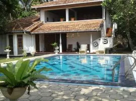 Villa Sea Sprays