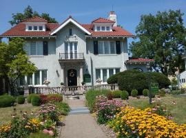 Hanover House Bed and Breakfast, bed and breakfast en Niagara Falls