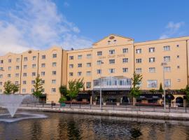 Canal Court, hotel with hot tubs in Newry