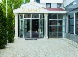 Summit Villa