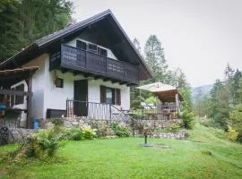 NATURALINA HOLIDAY HOUSE