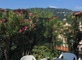 La Terrazza degli Oleandri: Stresa şehrinde bir otel