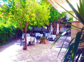 Villa Susy, hotel v destinaci Davoli