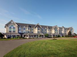 The Loyalist Country Inn & Conference Centre, hotel in Summerside