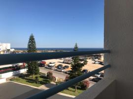 Beira Mar Sea View, khách sạn ở Armação de Pêra