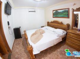 HOTEL BAHÍA PINORROA, hótel í Capurganá