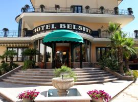 Belsito Hotel, hotel v destinaci Nola