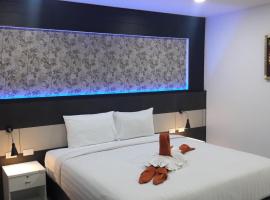 Heaven Apartments: Patong Plajı şehrinde bir apart otel