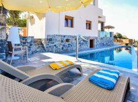 Sea Front Panorama Villa Private Pool, hotell i Agia Pelagia