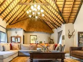 Re a Lora Lodge