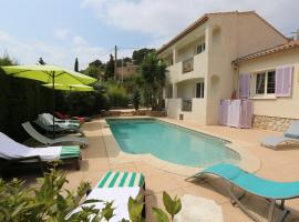 La Bastide des Pins, hotel v destinaci Le Pradet