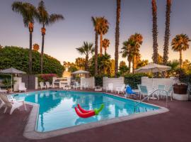 Hotel Pepper Tree Boutique Kitchen Studios - Anaheim, hotel near Fullerton Municipal - FUL, 