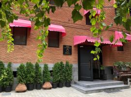 Elle Boutique Hotel, hotel di Tbilisi City