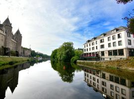 Hôtel Restaurant Du Château, hotel v destinaci Josselin