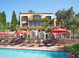 Villa Taraça Alaçatı Romantik Otel, hotel with jacuzzis in Alacati