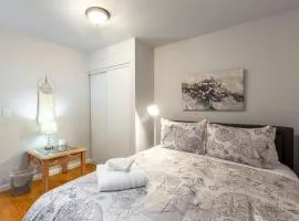 @ Marbella Lane 2BR House in Downtown Redwood City