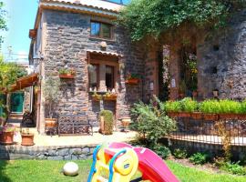 트레카스타니에 위치한 롯지 NICE mini House - tra l'Etna Catania Taormina e il Mare