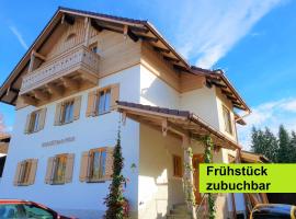 Chalet Bad Tölz โรงแรมในบัดเทิลซ์