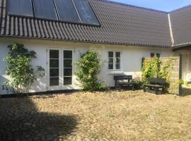 Happy Hill Farm, holiday home in Gilleleje