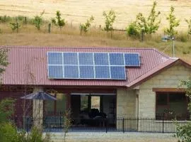 Mahana Farm Cottage