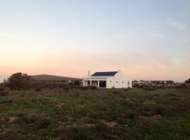 Camelot Cottages – hotel w mieście Langebaan