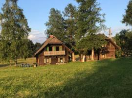 Ferienhaus Marktl, viešbutis mieste Gnesau